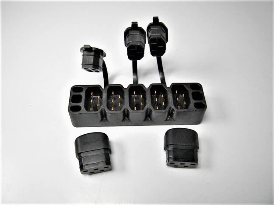 Raymarine 5-Way SeaTalk2 ST2 Junction Block with Terminators for ST290 - E25049 - Image 5