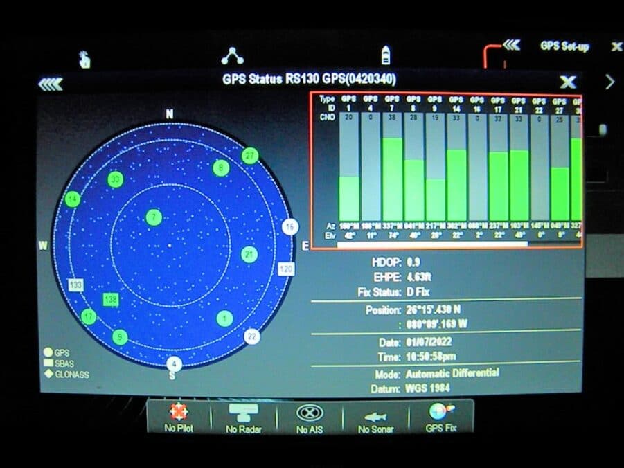 Raymarine Raystar130 GPS Antenna NEWOLD Stock E32153 90 Day Warr