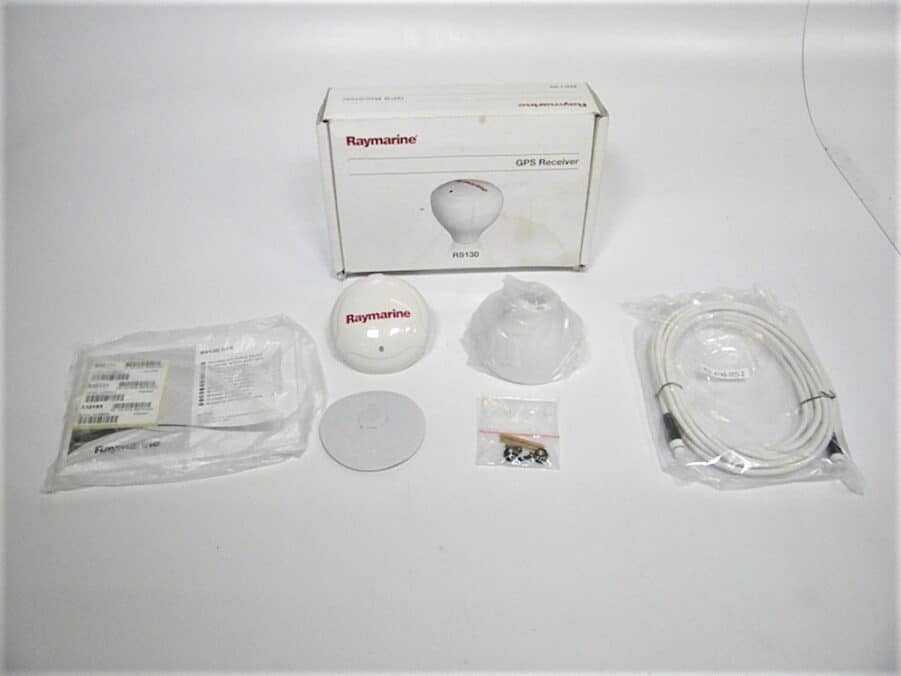 Raymarine Raystar130 GPS Antenna NEWOLD Stock E32153 90 Day Warr