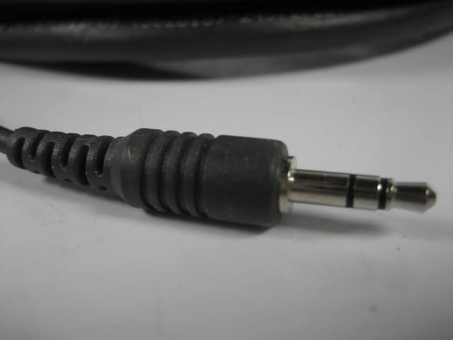 Extron 26-490-01 VGA-A M-M MD/3 Male to Male VGA and Audio Cables 3' 90cm