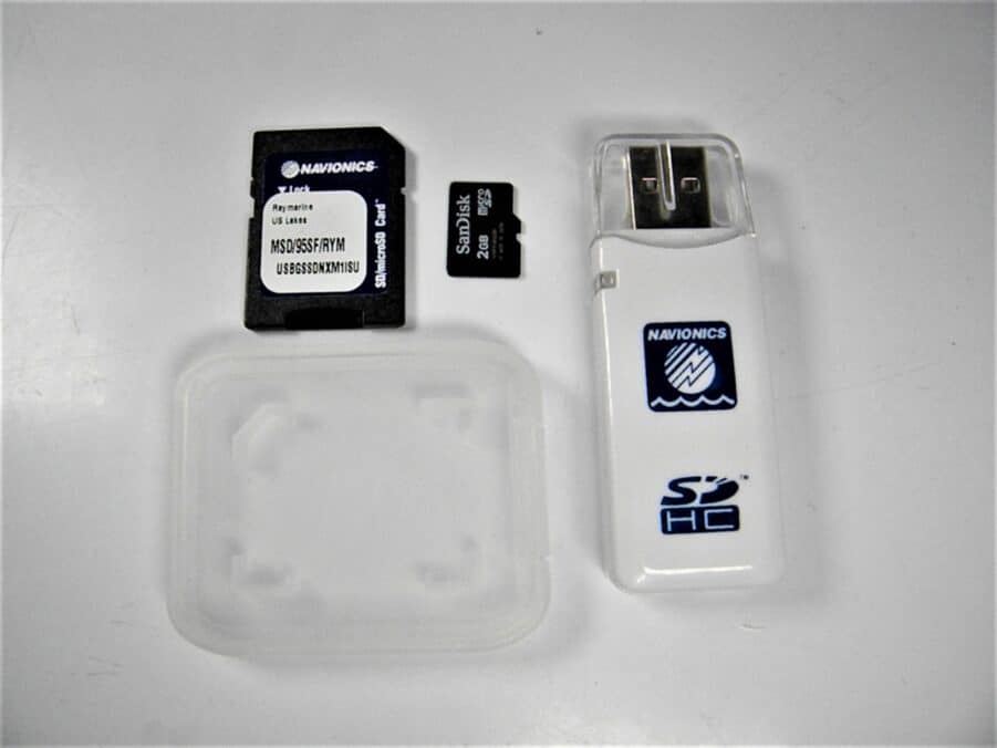 Navionics Silver MicroSD Chart Card - USA LAKES - MSD/95SF/RYM -2GB- Tested