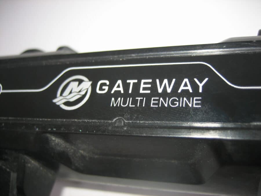 Mercury Smartcraft Multi Engine N2K NMEA 2000 Gateway 8M0054076 - Tested Good