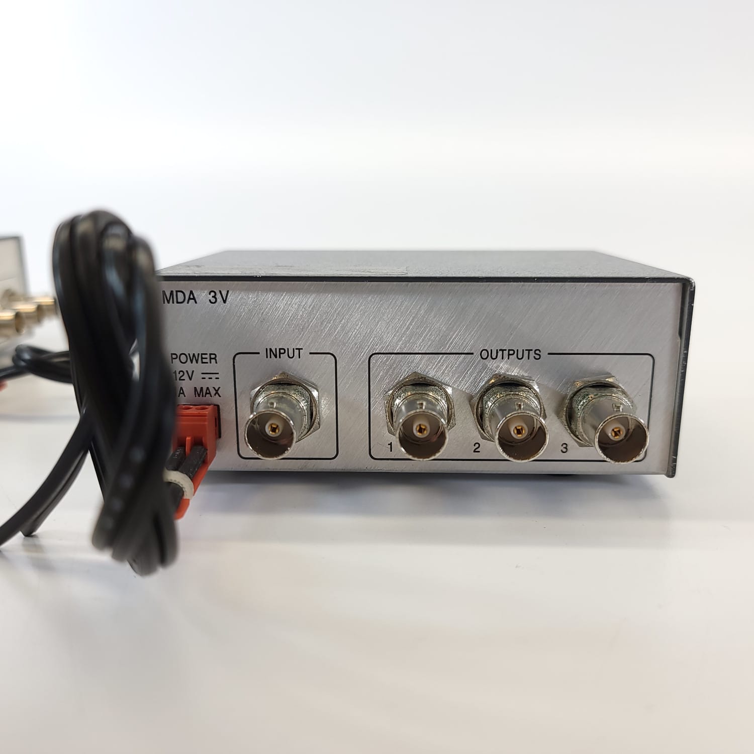 Extron MDA 3V - 12v 1 Input 3 Output Video Distribution Amplifier - LOT ...