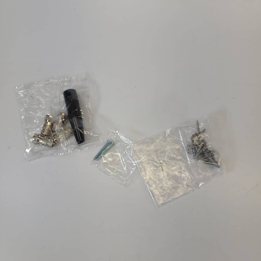 SeaWatch 3004 4in Dome Marine HDTV/FM Boat Antenna TESTED! Max