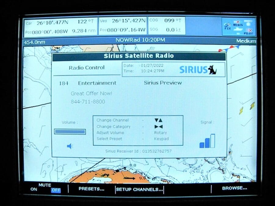 Raymarine E03009 SR100 Sirius Satellite XM/Wx Receiver w/Antenna & Cables-Tested! - Image 10