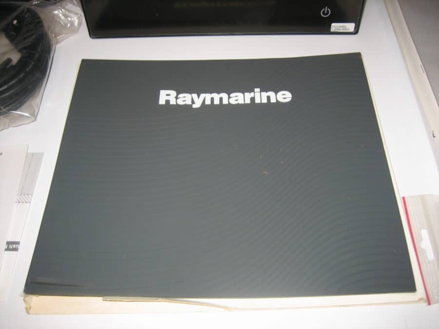 Raymarine NEW GBM12 Glass Bridge Monitor E70027 -Replaces Hatteland HD 12T21-MMD - Image 4