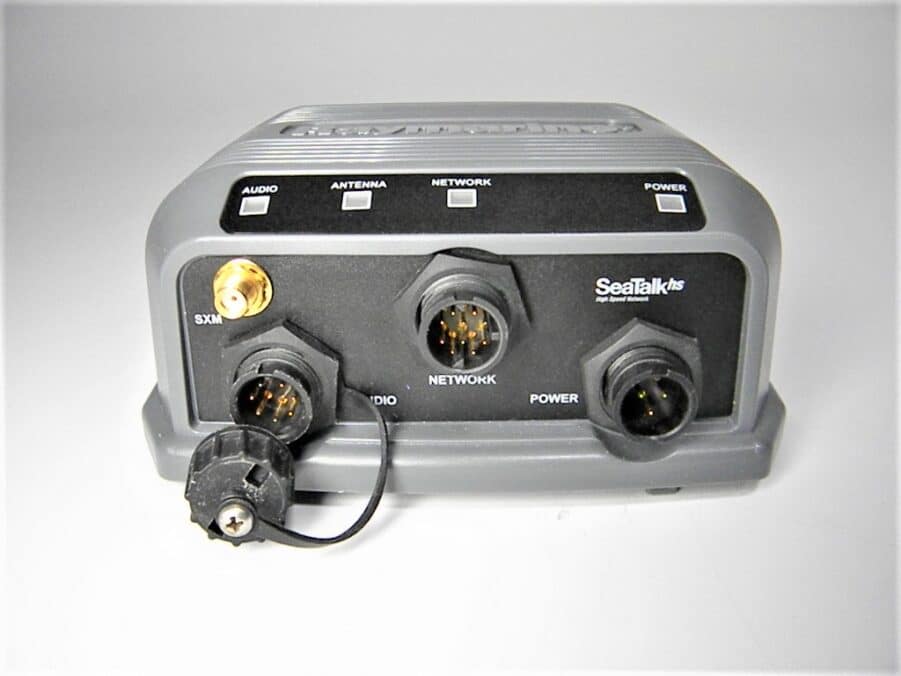 Raymarine SR150 Sirius XM Weather Module w/Antenna & Cables E7016190