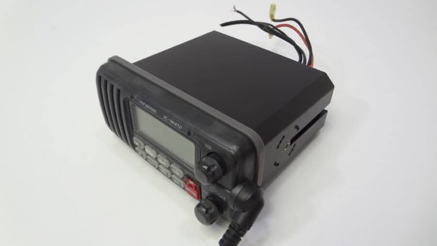 Icom IC-M412 Submersible VHF Marine Radio Transceiver Unit w/ HM-164B Hand Mic - Image 4
