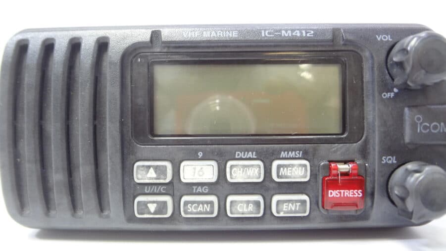 Icom IC-M412 Submersible VHF Marine Radio Transceiver Unit w/ HM-164B Hand Mic - Image 2