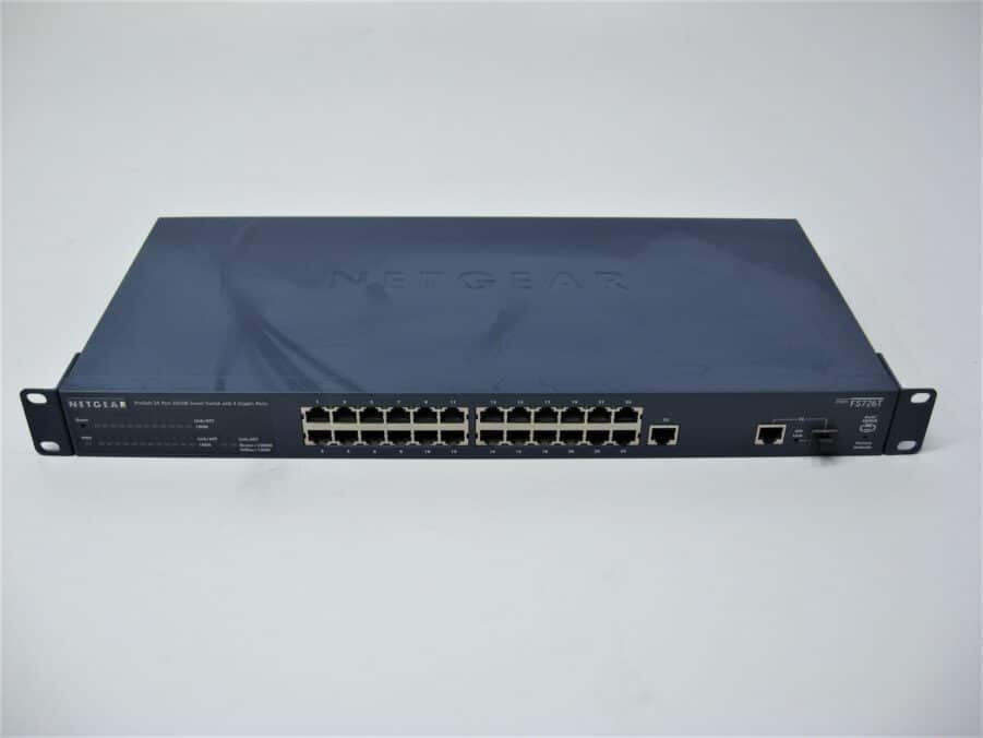 Netgear ProSafe 24 Port 10/100 Smart Switch w/2 Gigabit Ports FS726T