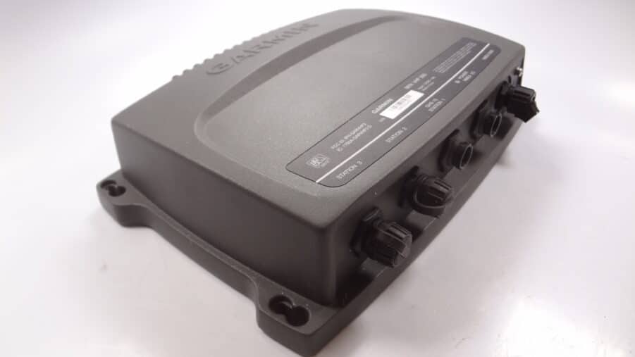 Garmin VHF 300 Compact Marine VHF Two-Way Radio Transceiver Unit Only!! - Image 9
