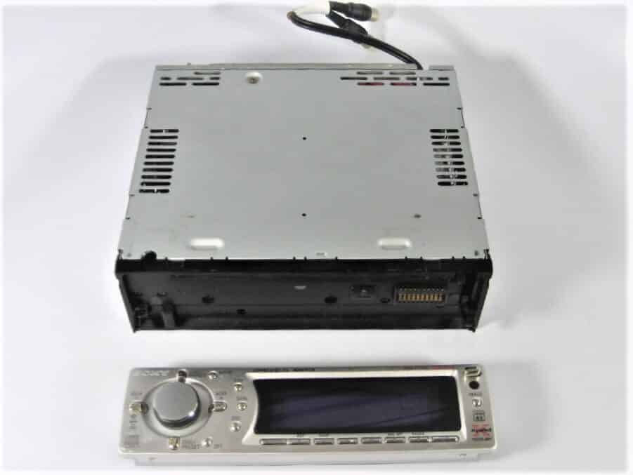 Sony CDX-F7700 CD/MP3 Receiver With CD Changer Controls - TESTED - WORKING - Image 9