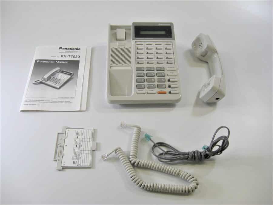 Panasonic KX-T7030 White - NEW OPEN BOX - Free US Shipping **