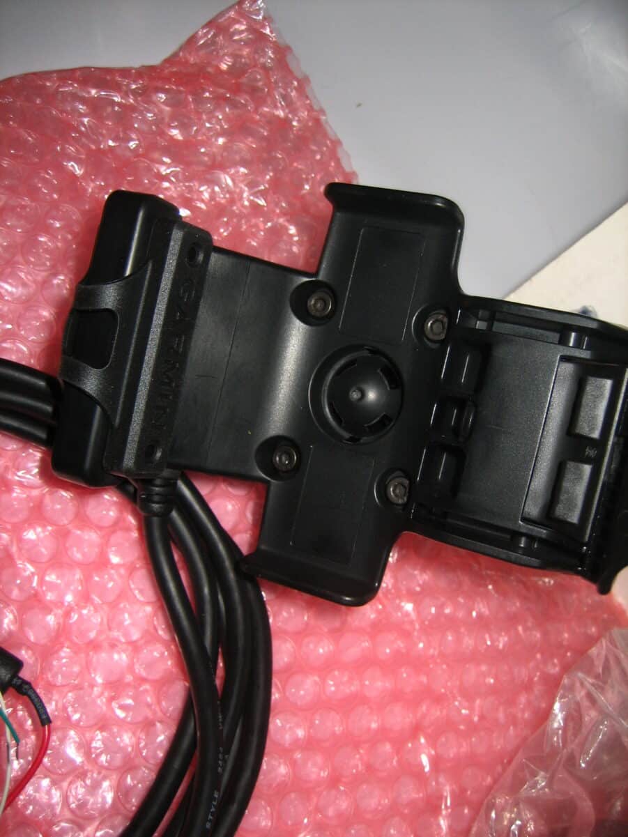 Garmin Marine Mount with PowerData Cable f/ GPSMAP 620 640 *NEW* 010