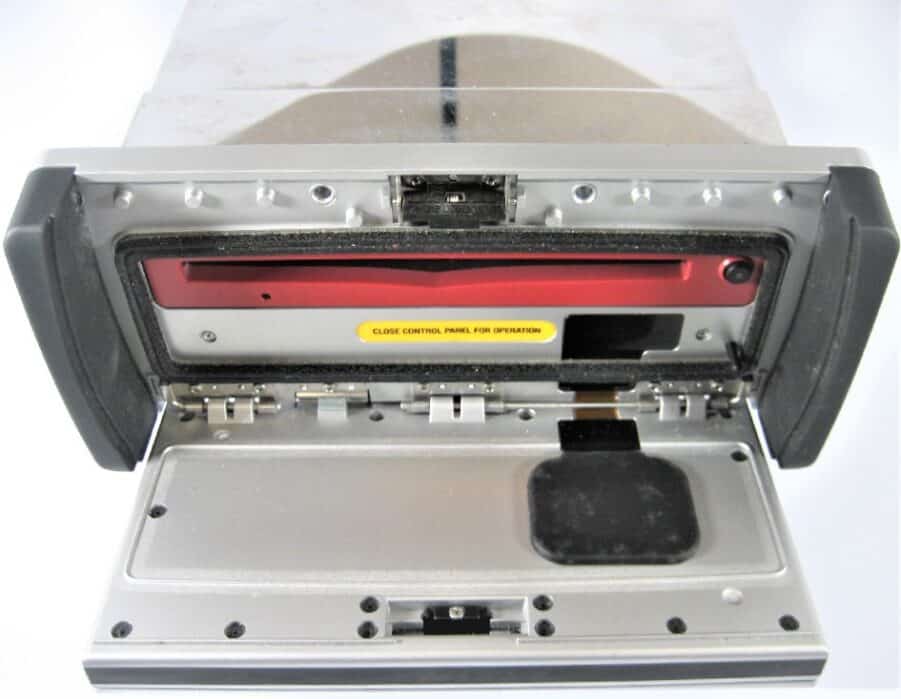 Clarion - CMD5 Marine CD/MP3/WMA Receiver - TESTED - WORKING - Free Shipping - Image 5