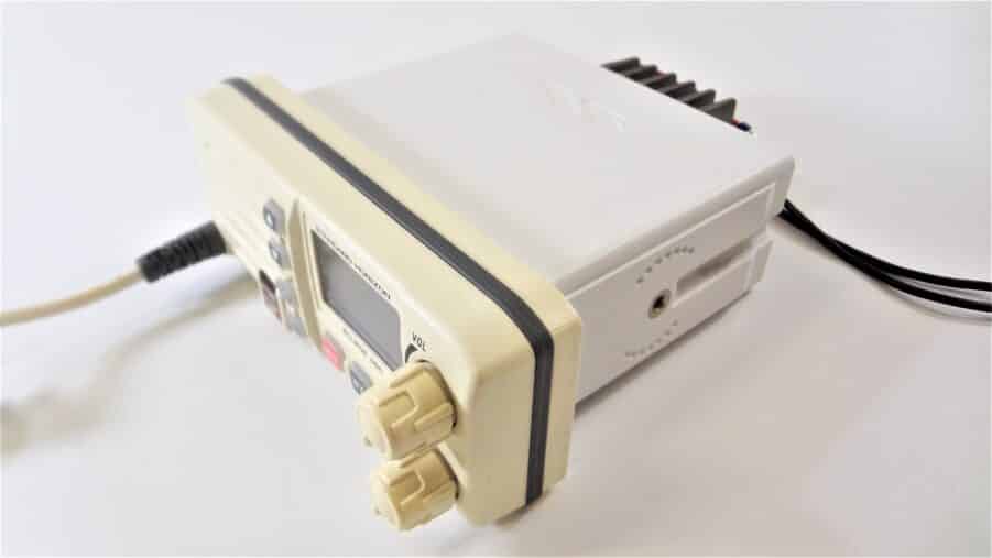 Standard Horizon GX1000S Eclipse DSC Submersible Marine VHF Radio Transceiver - Image 4