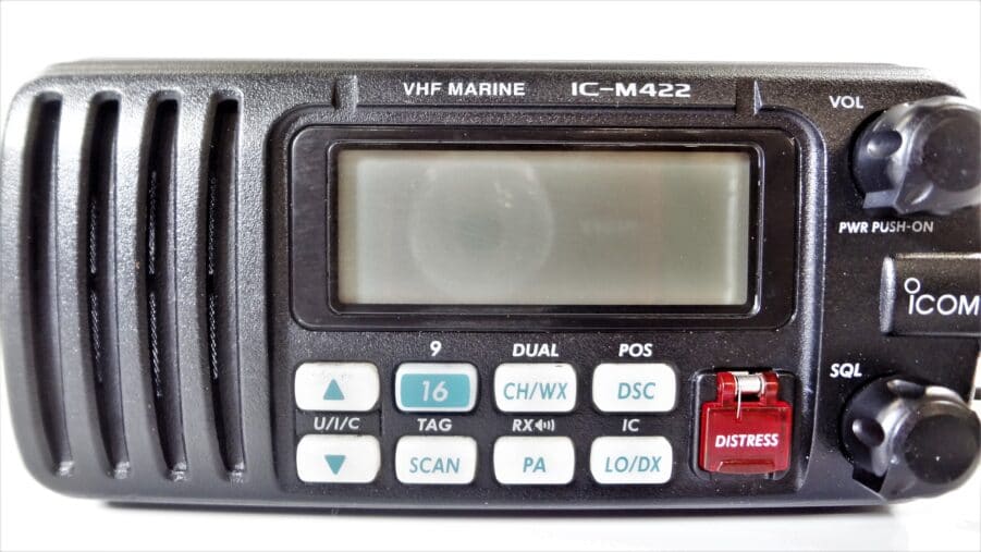 Icom IC-M422 Marine VHF Transceiver Radio Unit w/ Icom HM-150B Hand Microphone! - Image 2