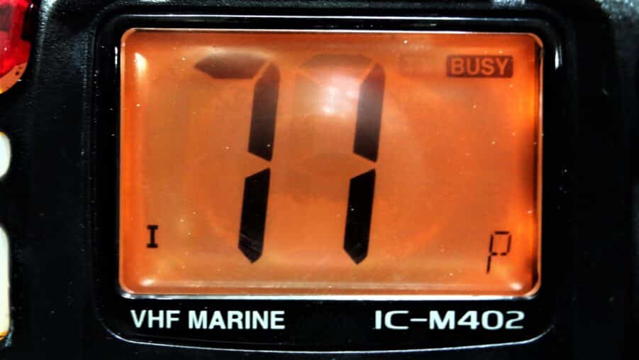 Icom IC-M402 Marine VHF Radio Transceiver Unit w/ HM-129B Hand Microphone - Image 12
