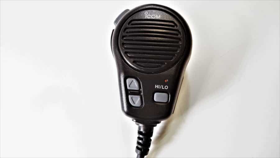 Icom IC-M302 Submersible Marine VHF Radio Transceiver Unit w/ HM-141B Hand Mic - Image 9