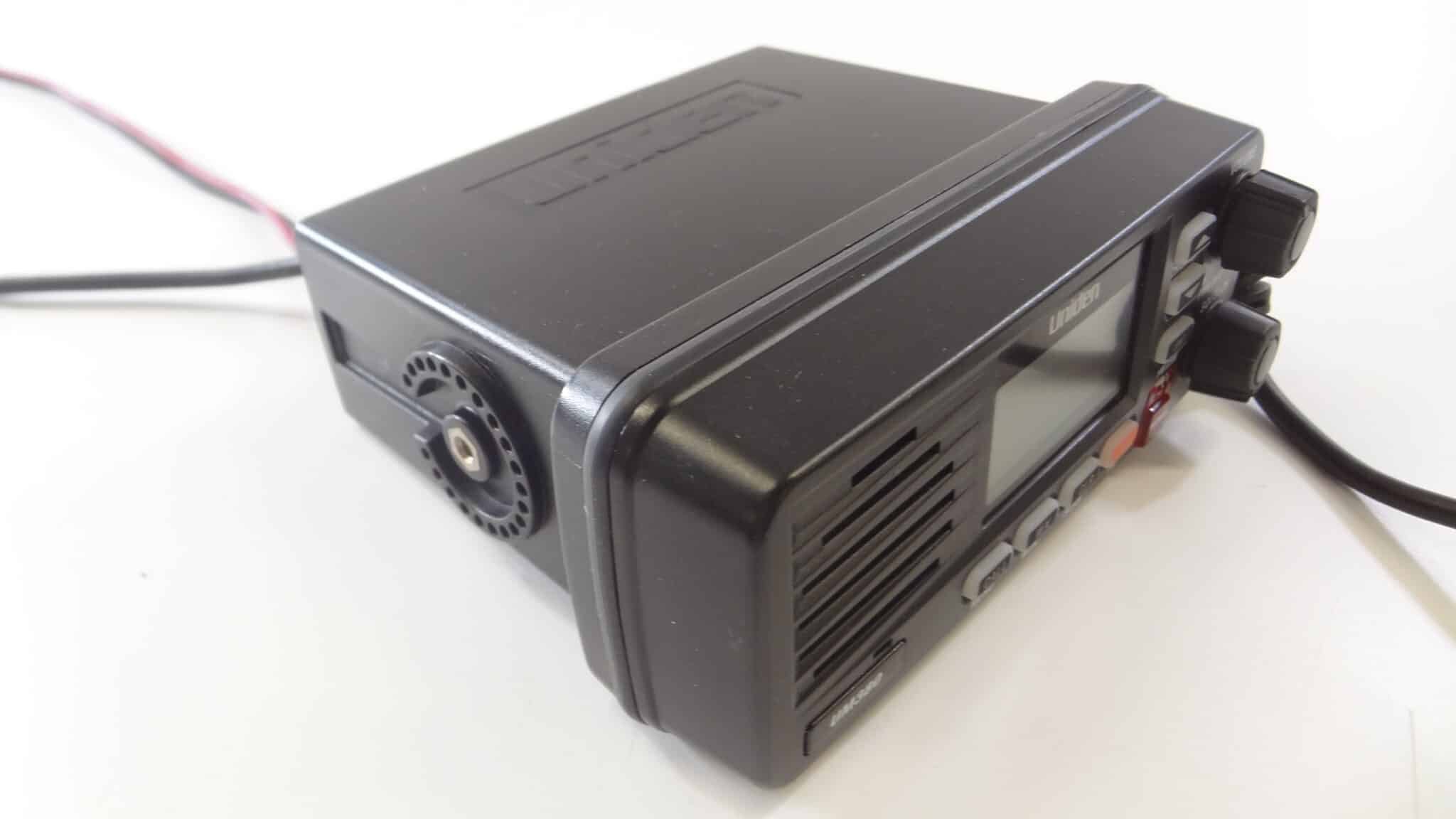 Uniden UM380 Submersible Marine VHF Radio Transceiver Unit w/ Hand Mic