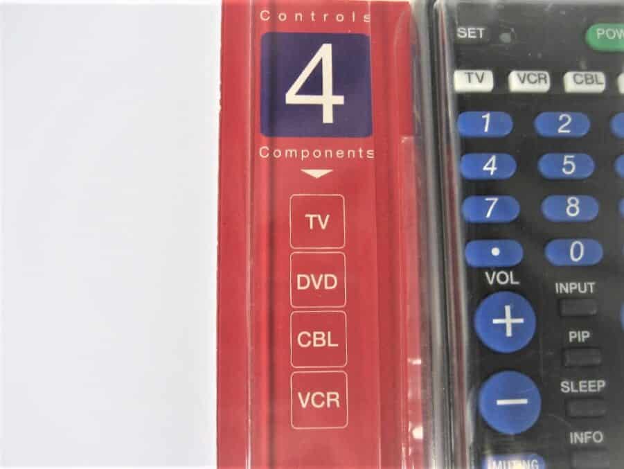 Sony RM-V210 Universal Remote Control - 4-in-1 Control -New Old Stock -Free Ship - Image 4