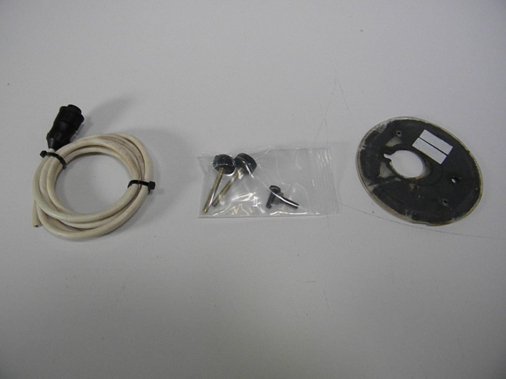 Raymarine Raystar 125 GPS Antenna w/New Battery* 4Ft Cable E32042 90