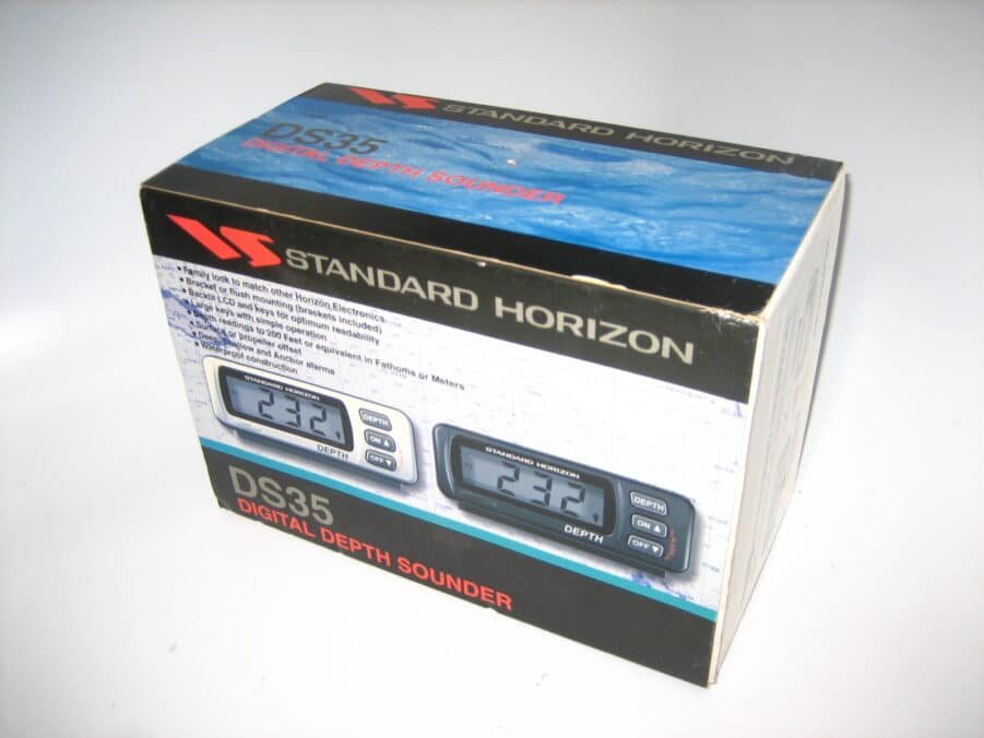 Standard Horizon Digital Depth Sounder Instrument DS35W *NEW OPEN BOX