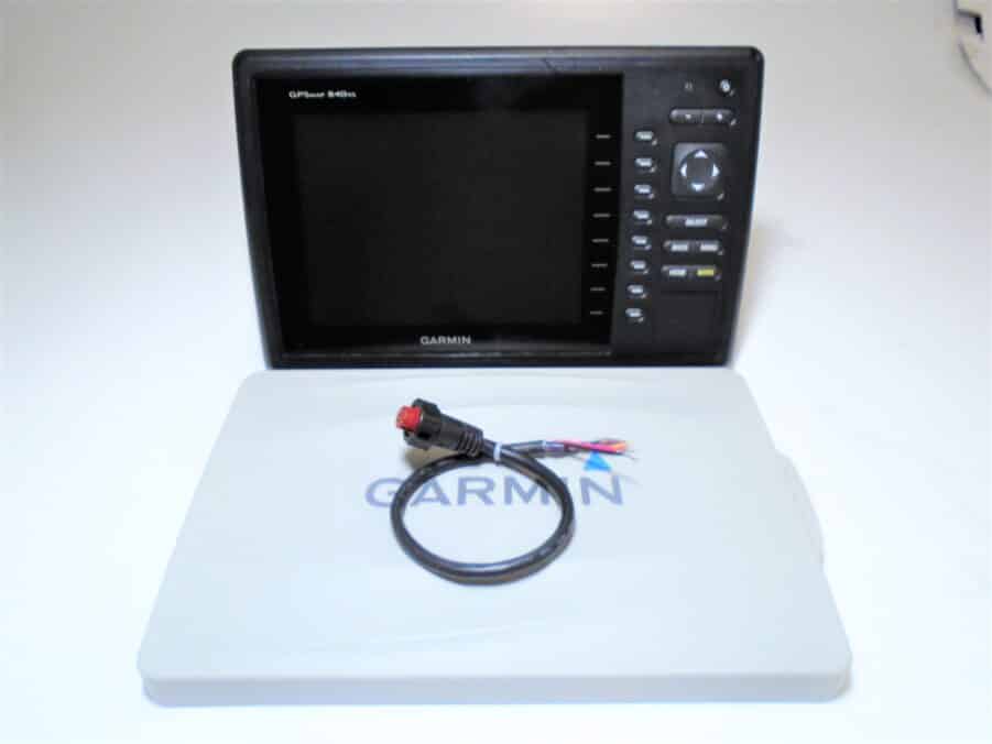 GARMIN GPSMAP 840xs - Chartplotter/Internal Sonar Display - Great Used Condition