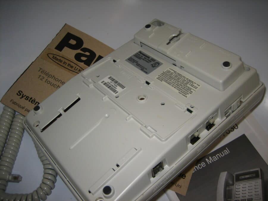 Panasonic KX-T7030 White - NEW OPEN BOX - Free US Shipping ** - Image 8