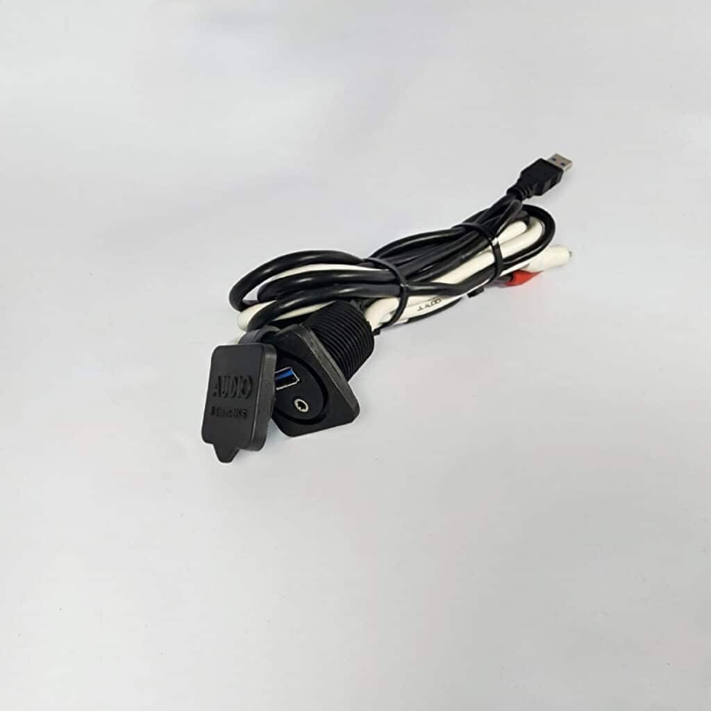 JL Audio XMDUSB/3.5MMPNL 3.5mm/USB PanelMount Jack 90698 Used