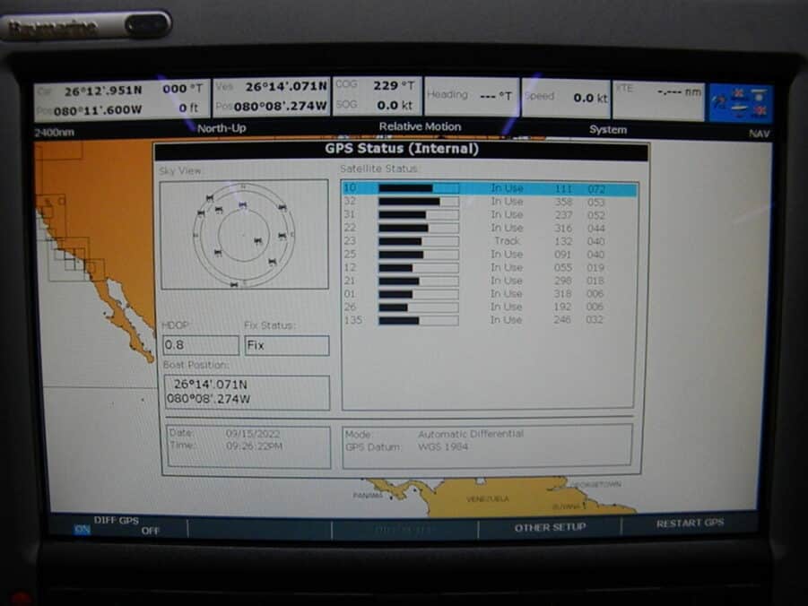 Raymarine C140w Display w/Bezel & Sun Cover- E62115 - TESTED! 90 Day Warranty! - Image 10