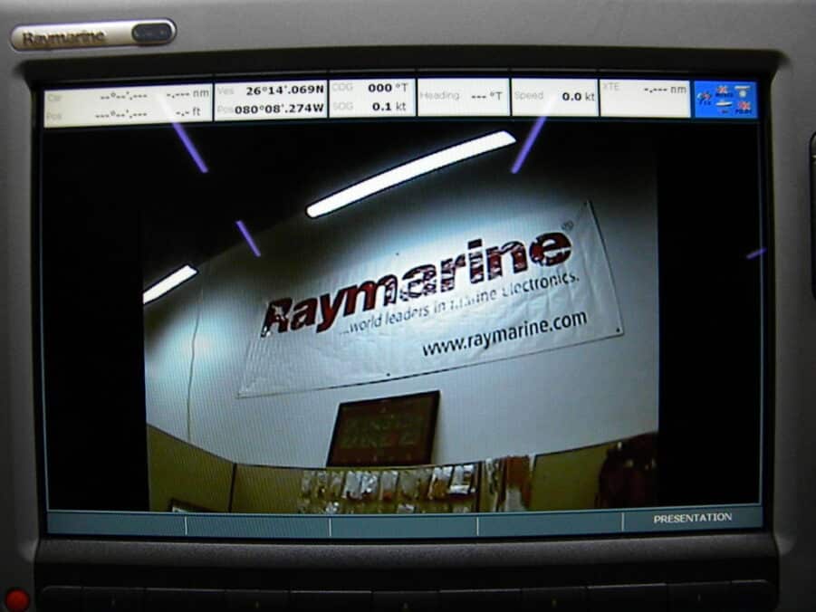 Raymarine C140w Display w/Bezel & Sun Cover- E62115 - TESTED! 90 Day Warranty! - Image 9