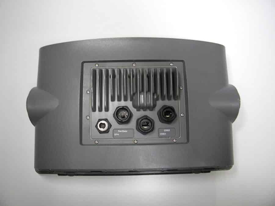 Raymarine C140w Display w/Bezel & Sun Cover- E62115 - TESTED! 90 Day Warranty! - Image 4