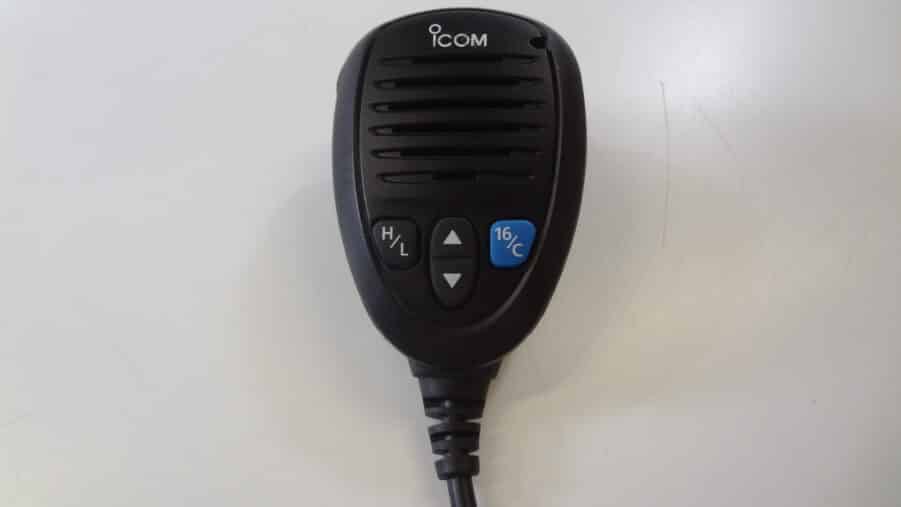 Icom IC-M424G Marine VHF Radio Transceiver Unit w/ HM-205B Mic - Image 9