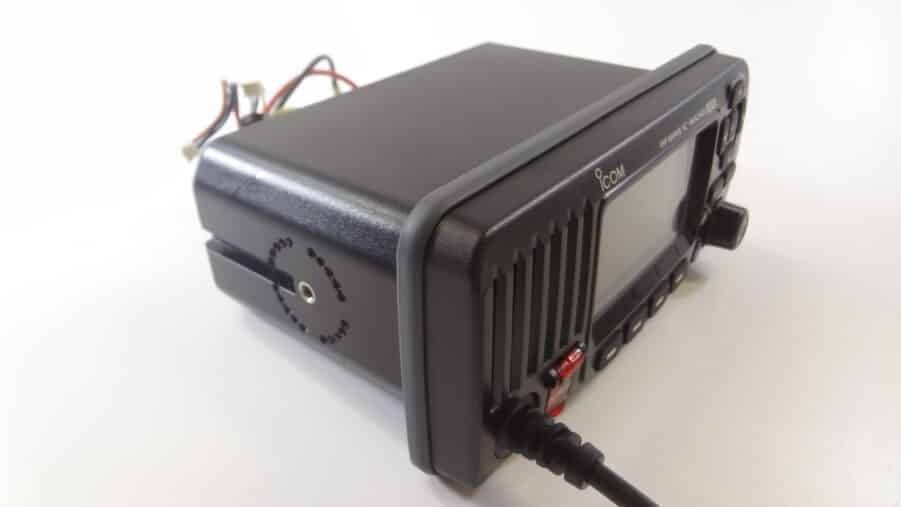 Icom IC-M424G Marine VHF Radio Transceiver Unit w/ HM-205B Mic - Image 7