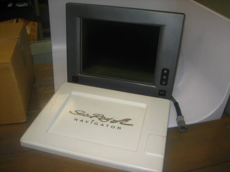 Sea Ray Navigator/Maptech i3 12" Multifunction Display - Great Working Condition - Image 13