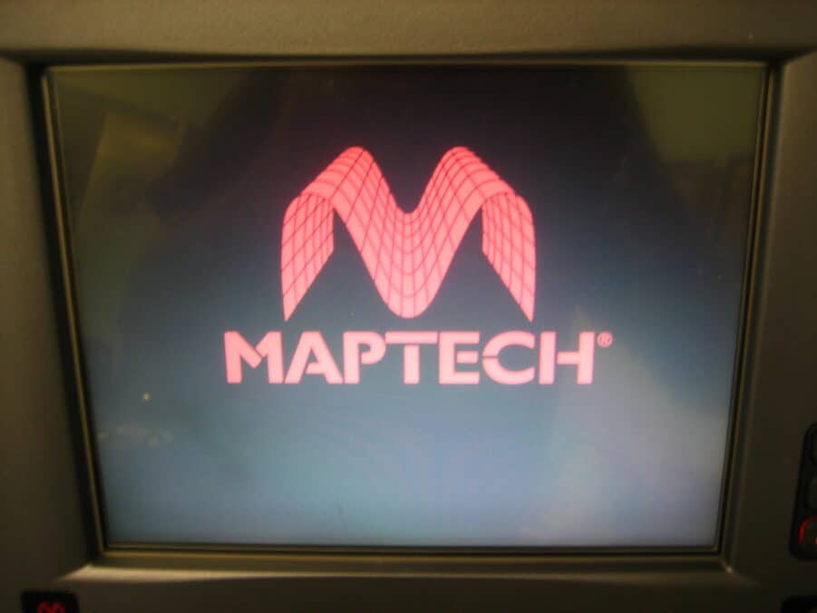 Sea Ray Navigator/Maptech i3 12" Multifunction Display - Great Working Condition - Image 5