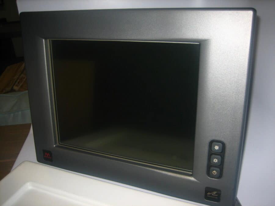 Sea Ray Navigator/Maptech i3 12" Multifunction Display - Great Working Condition - Image 2