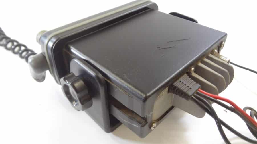 Standard Horizon GX1255S Quest Submersible Marine VHF Radio Transceiver Unit - Image 4