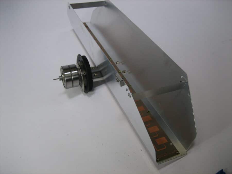 Furuno Antenna Scanner for 2.2KW 18" RSB-110-070 and similar radars - Image 3
