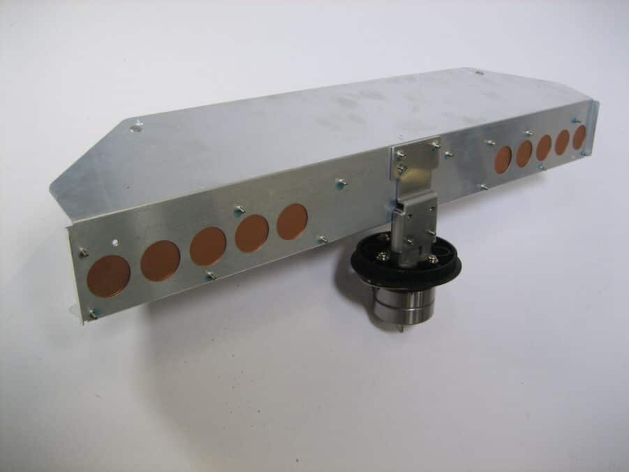 Furuno Antenna Scanner for 2.2KW 18" RSB-110-070 and similar radars - Image 4