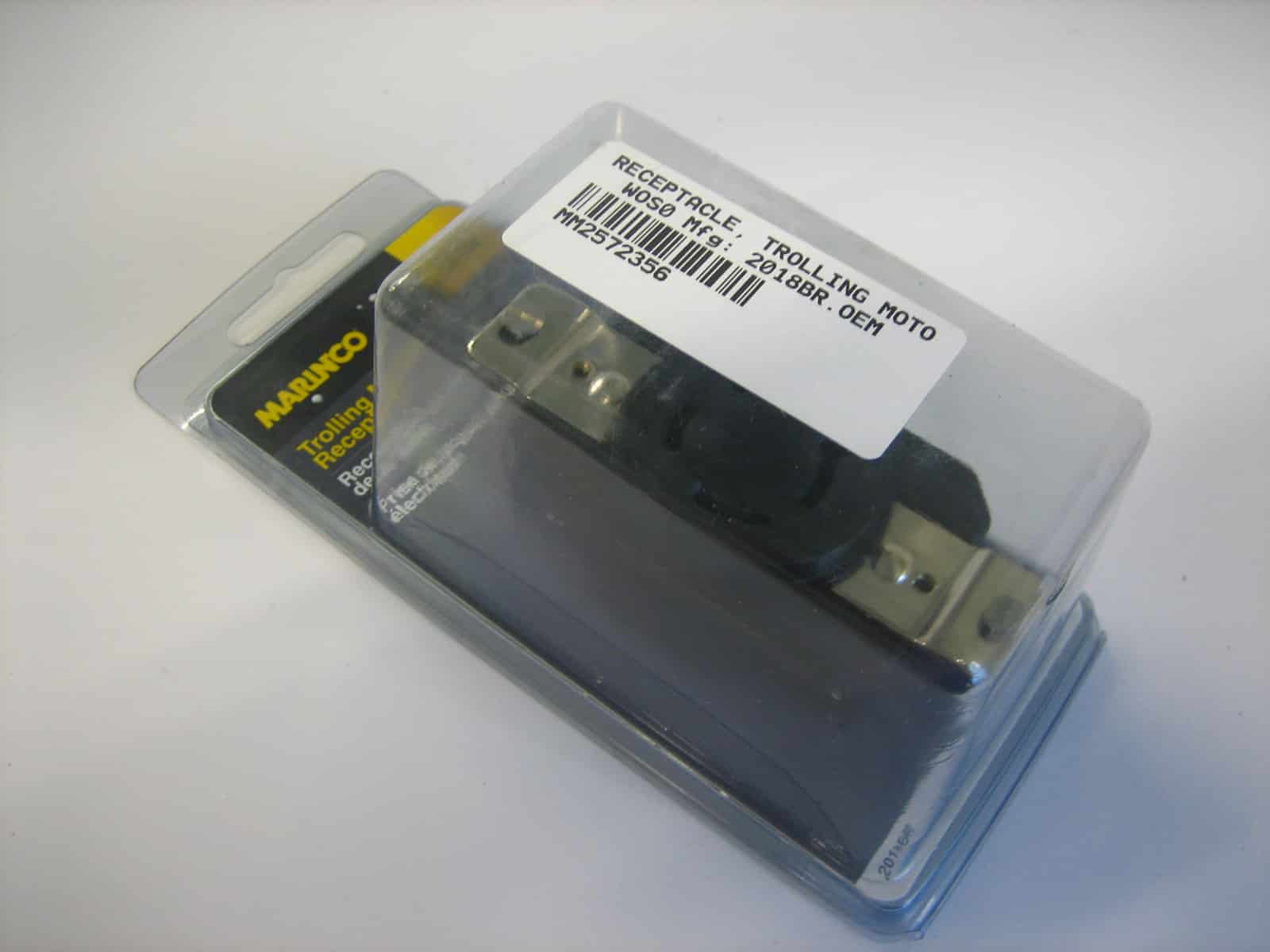 Marinco Trolling Motor Locking Female Receptacle 2018BR NEW Max