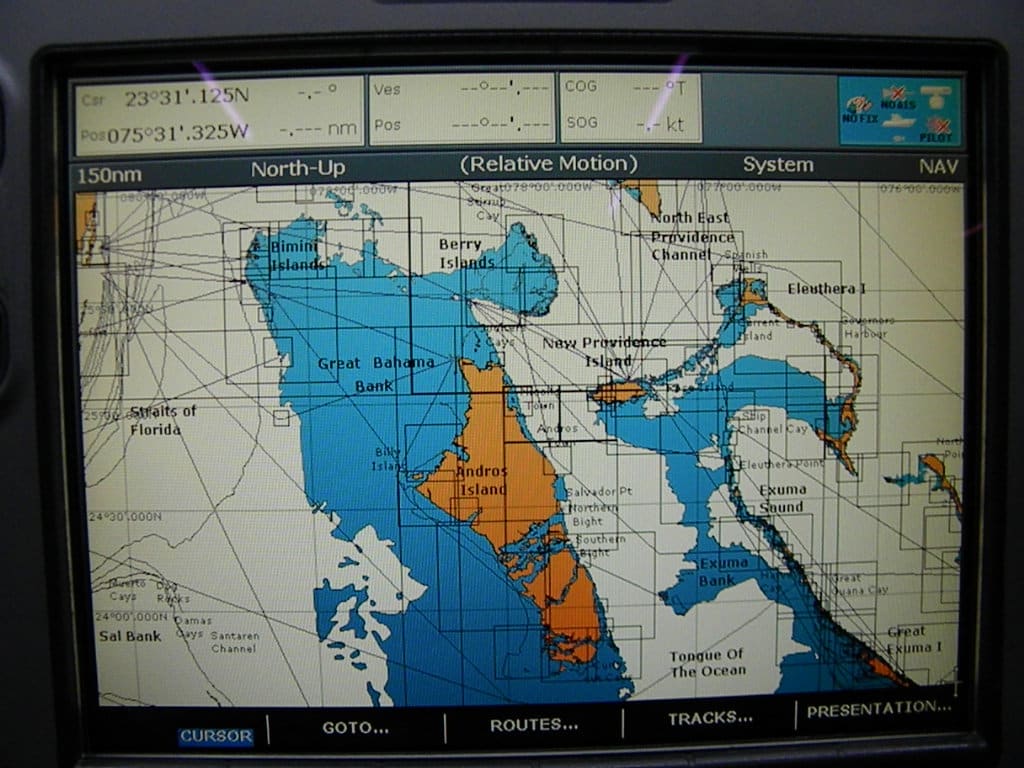 Navionics Platinum+ CF Chart Card S.E. Florida & Northern Bahamas CF ...