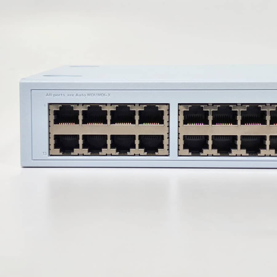 3Com - 3C16475CS 10/100Mbps + 1000Mbps Baseline Switch 2226 - FOR PARTS / AS IS - Image 2