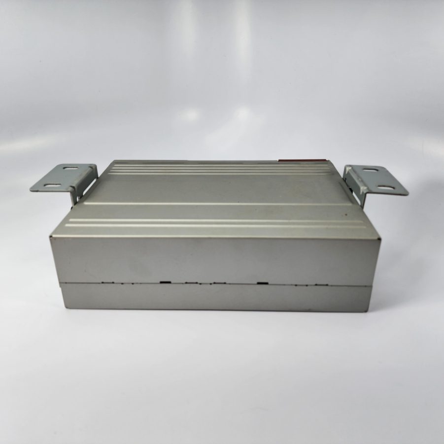 Clarion DCZ625 6-Disc CD Changer with CeNET & CD Text - Used - Free Shipping - Image 9