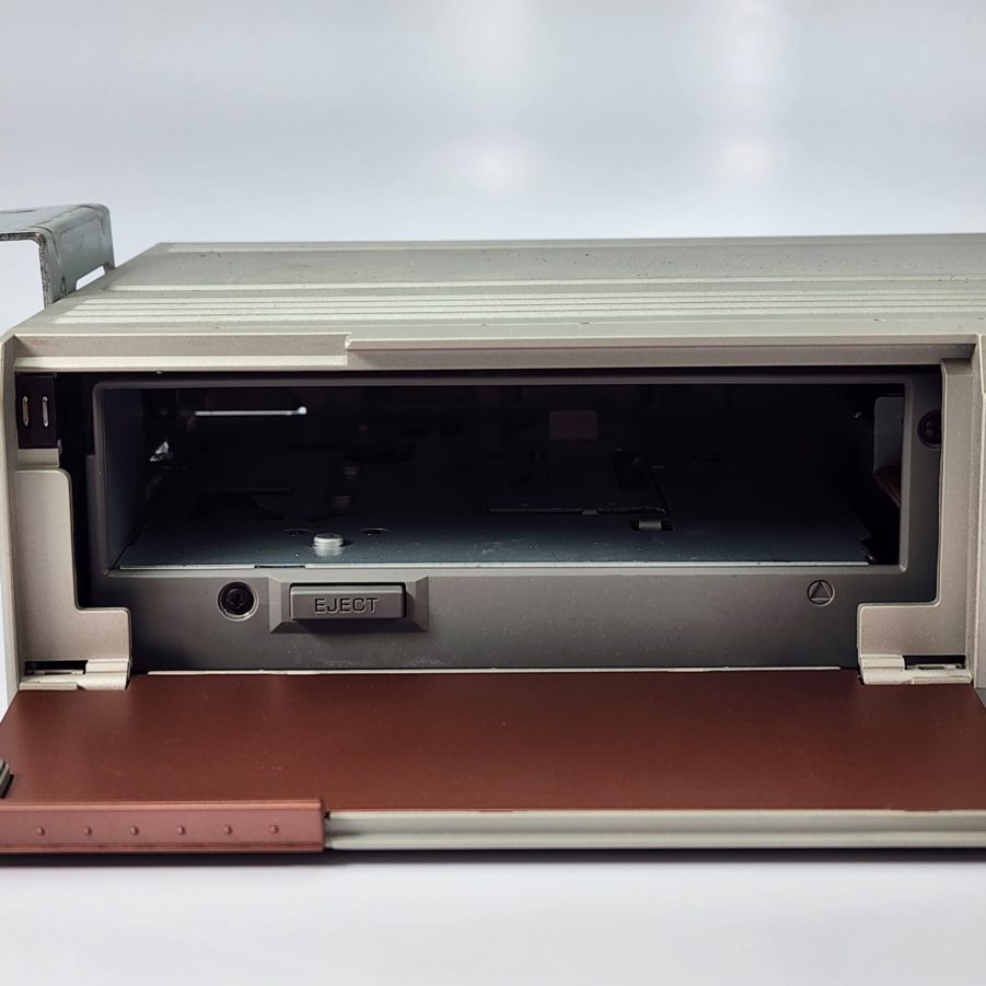 Clarion DCZ625 6-Disc CD Changer with CeNET & CD Text - Used - Free Shipping - Image 4