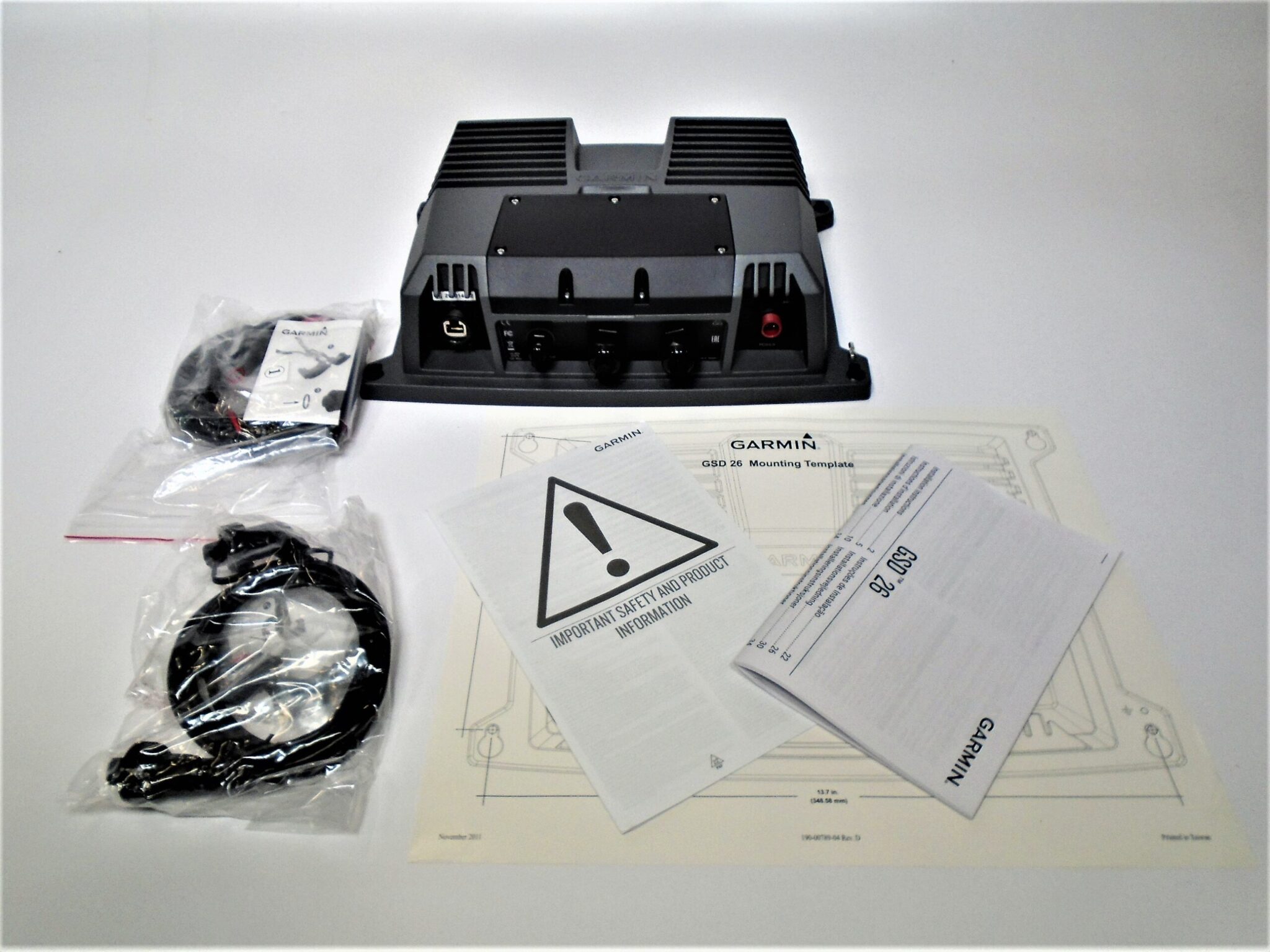 Garmin GSD 26 Chirp Sounder W/ Cables **NEW OLD STOCK* Max Marine