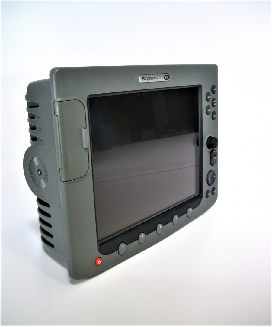 Raymarine E120 Classic Display E02013 NEW LCD & Rebuilt BL w/ Bezel