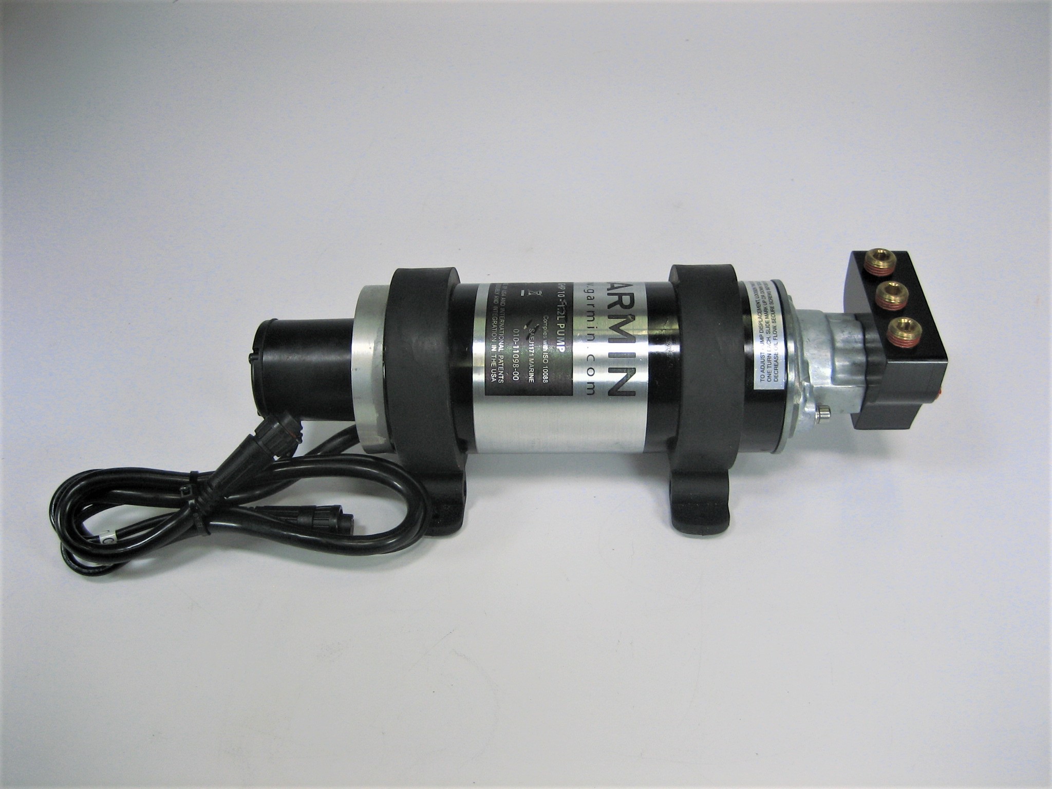 Garmin GHP 10 1.2L Autopilot Pump Great Condition Tested! 010