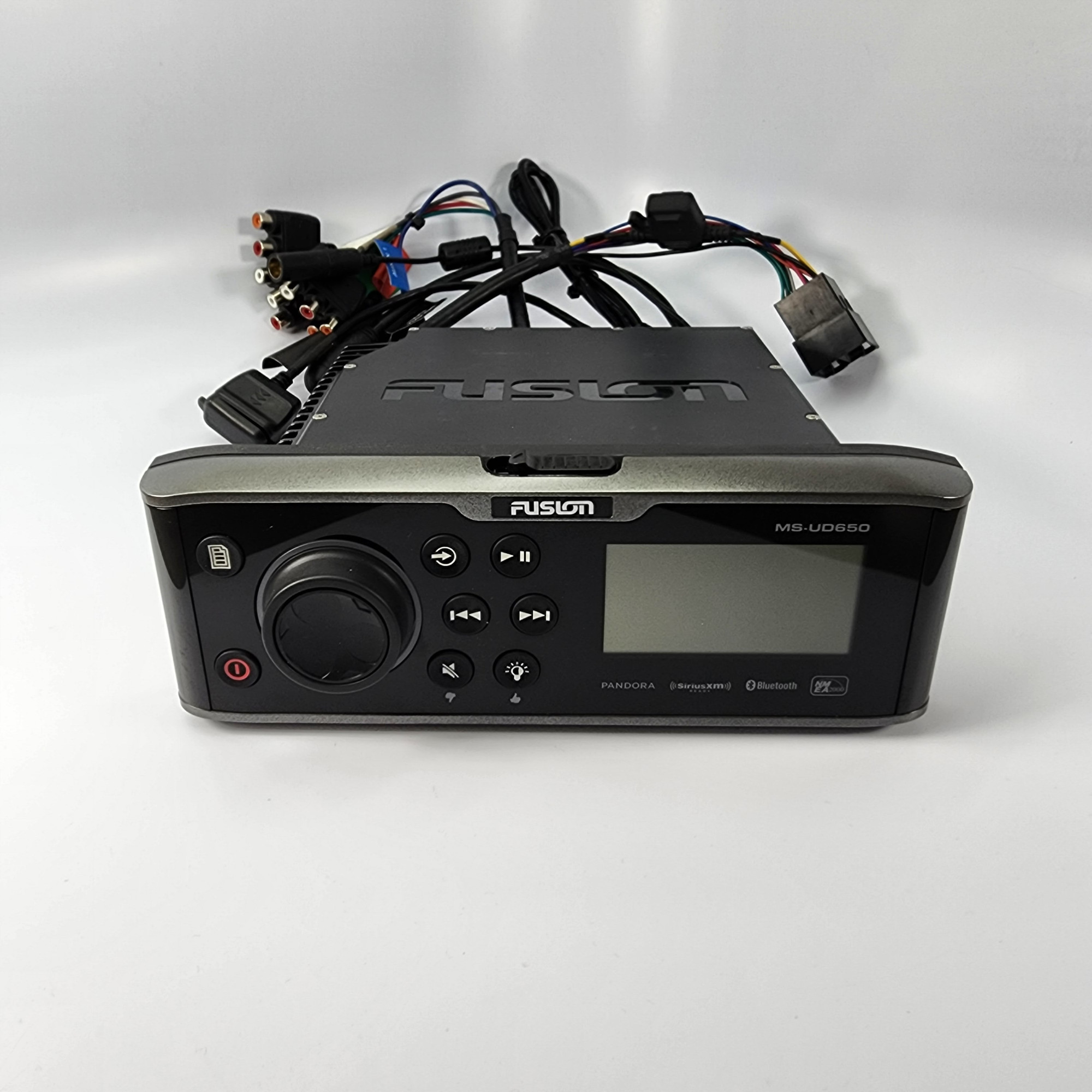 Fusion MSUD650 Marine Entertainment System with UniDock TESTED